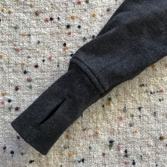 Lululemon scuba hoodie - grey size 2 - Picture 15 of 16